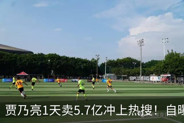 贾乃亮1天卖5.7亿冲上热搜！自曝无戏可拍的他，凭什么翻盘？